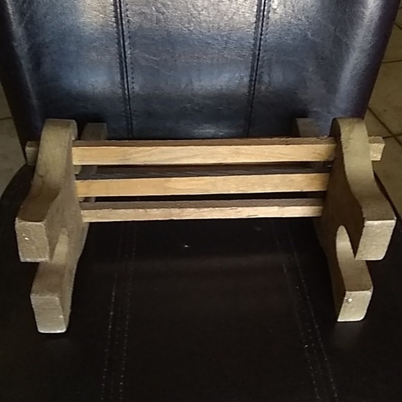 Handcrafted Wooden Doll-sized Bench - Picture 7 of 7